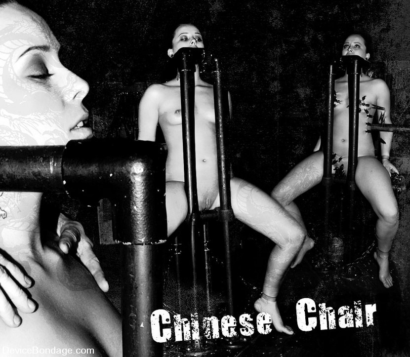 Chinese Chair Scène 1